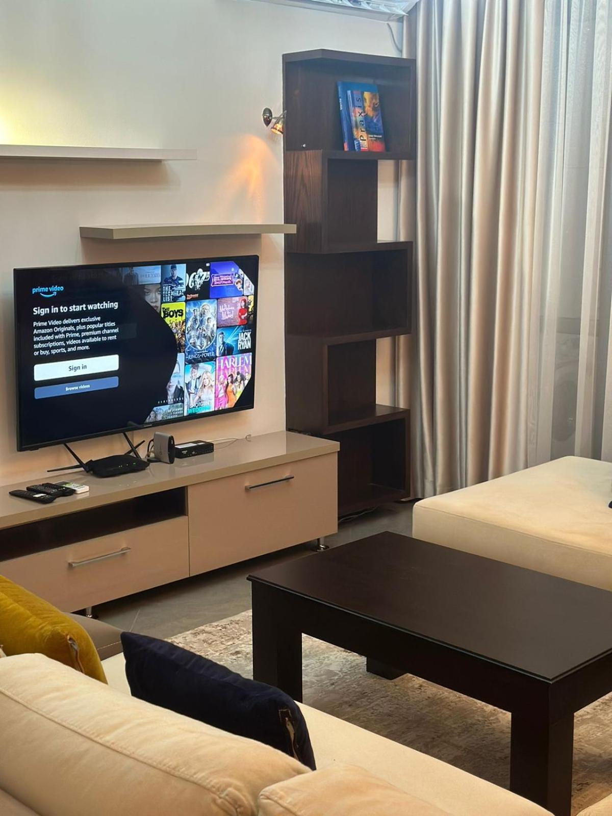 Scandinavian Apartments Al Tirana Bagian luar foto
